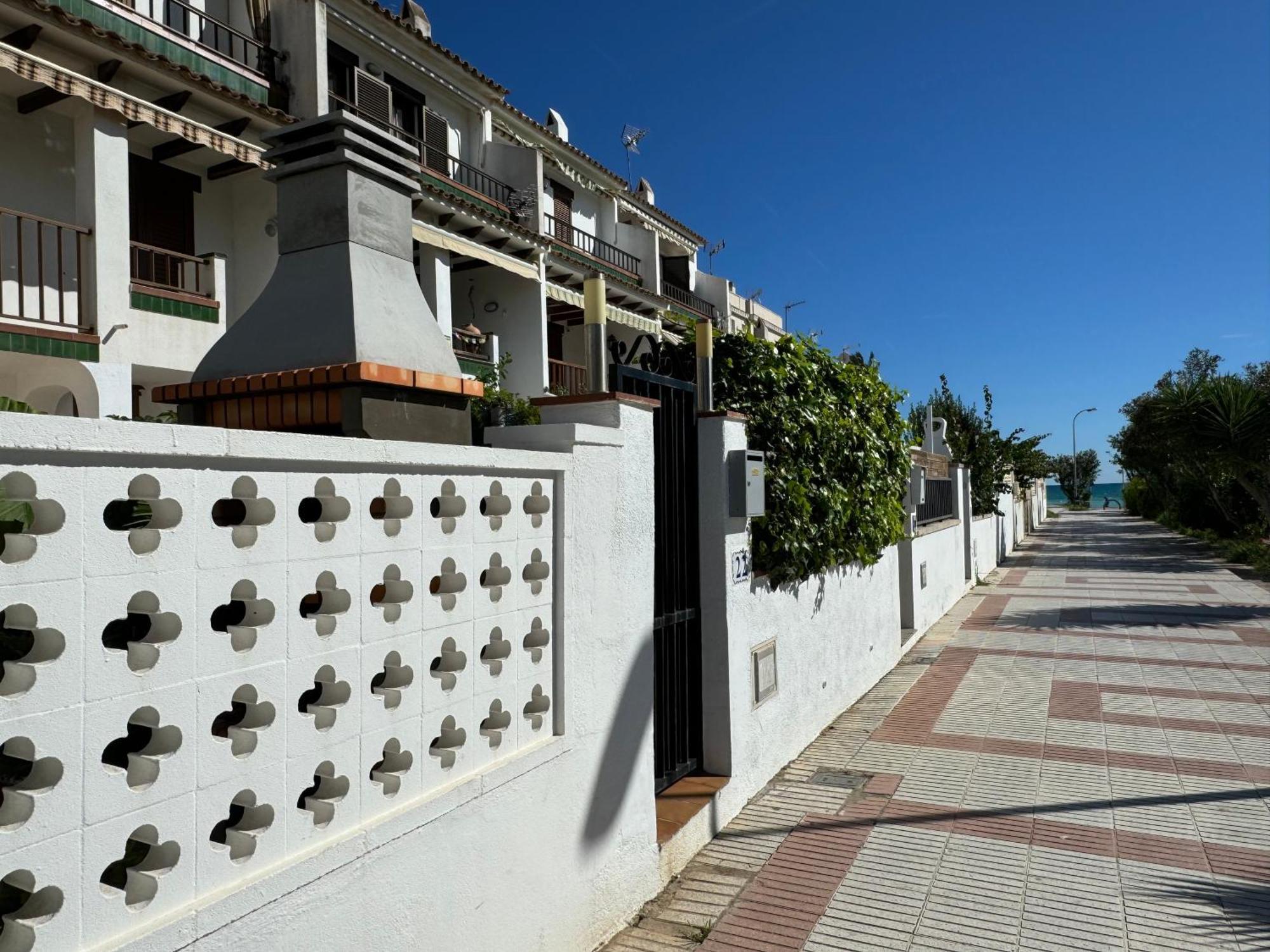 קוניט Espectacular Sunny House In The Beach מראה חיצוני תמונה